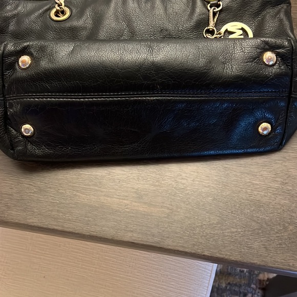 Black Leather Michael Kors purse - Picture 5 of 6